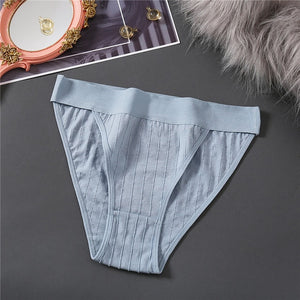 Soft Women Panties M-XL Cotton Panty Sexy Low Rise Underpants Breathable Women Underwear Ladies Bikini Fashion Girls Lingerie