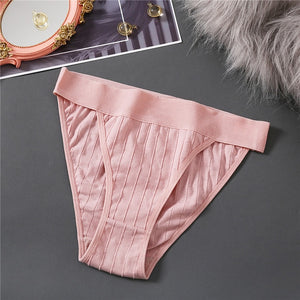 Soft Women Panties M-XL Cotton Panty Sexy Low Rise Underpants Breathable Women Underwear Ladies Bikini Fashion Girls Lingerie