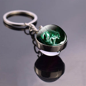 Wolf and Moon Keychain Glass Ball Pendant Crystal Ball Jewelry Fashion Wolf Head Sphere Keyring Animal Key Chain Men Women Gift