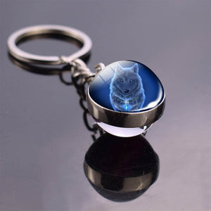 Wolf and Moon Keychain Glass Ball Pendant Crystal Ball Jewelry Fashion Wolf Head Sphere Keyring Animal Key Chain Men Women Gift