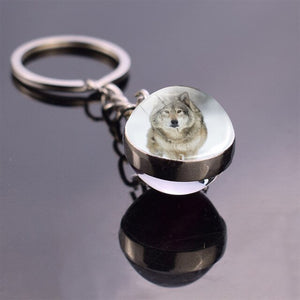 Wolf and Moon Keychain Glass Ball Pendant Crystal Ball Jewelry Fashion Wolf Head Sphere Keyring Animal Key Chain Men Women Gift