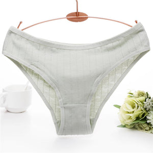 Sexy Women Panties Female Underwear Cotton Briefs Solid 8 Colors Lingerie Underpants for Girls 3D Heart Striped Cotton Pantys